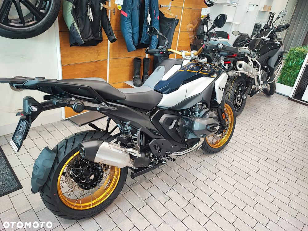 BMW R - 3