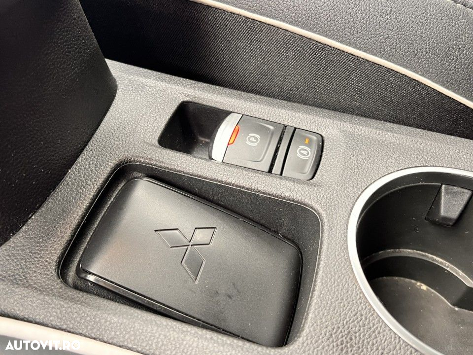Mitsubishi ASX - 15