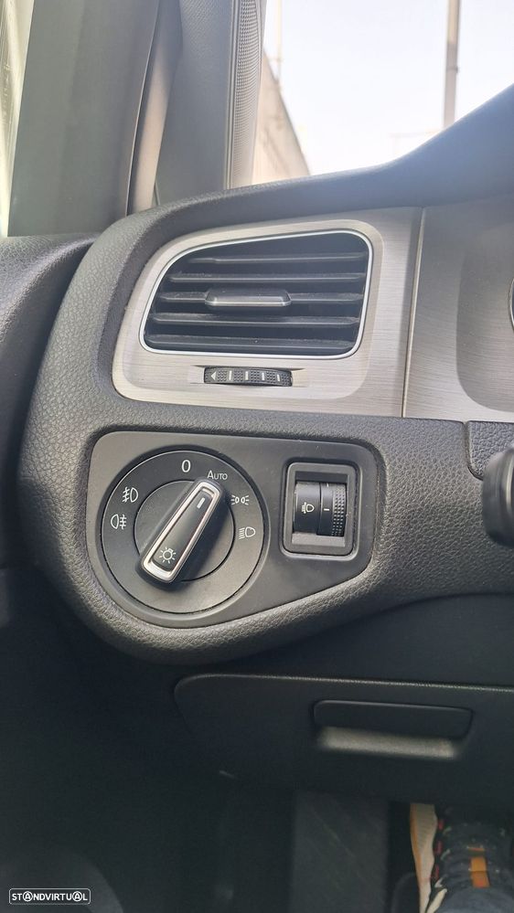 VW Golf Variant - 16