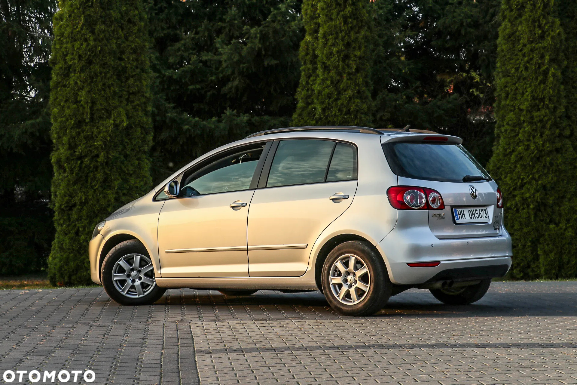 Volkswagen Golf Plus 2.0 TDI Highline - 15