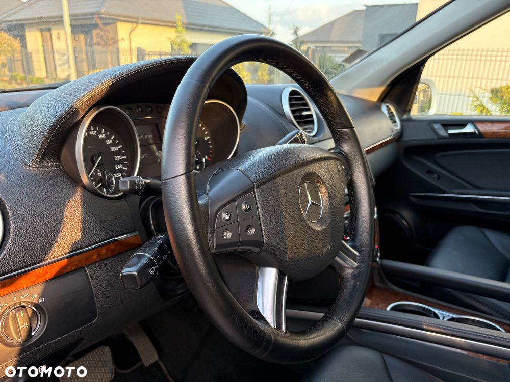 Mercedes-Benz GL 320 CDI - 19
