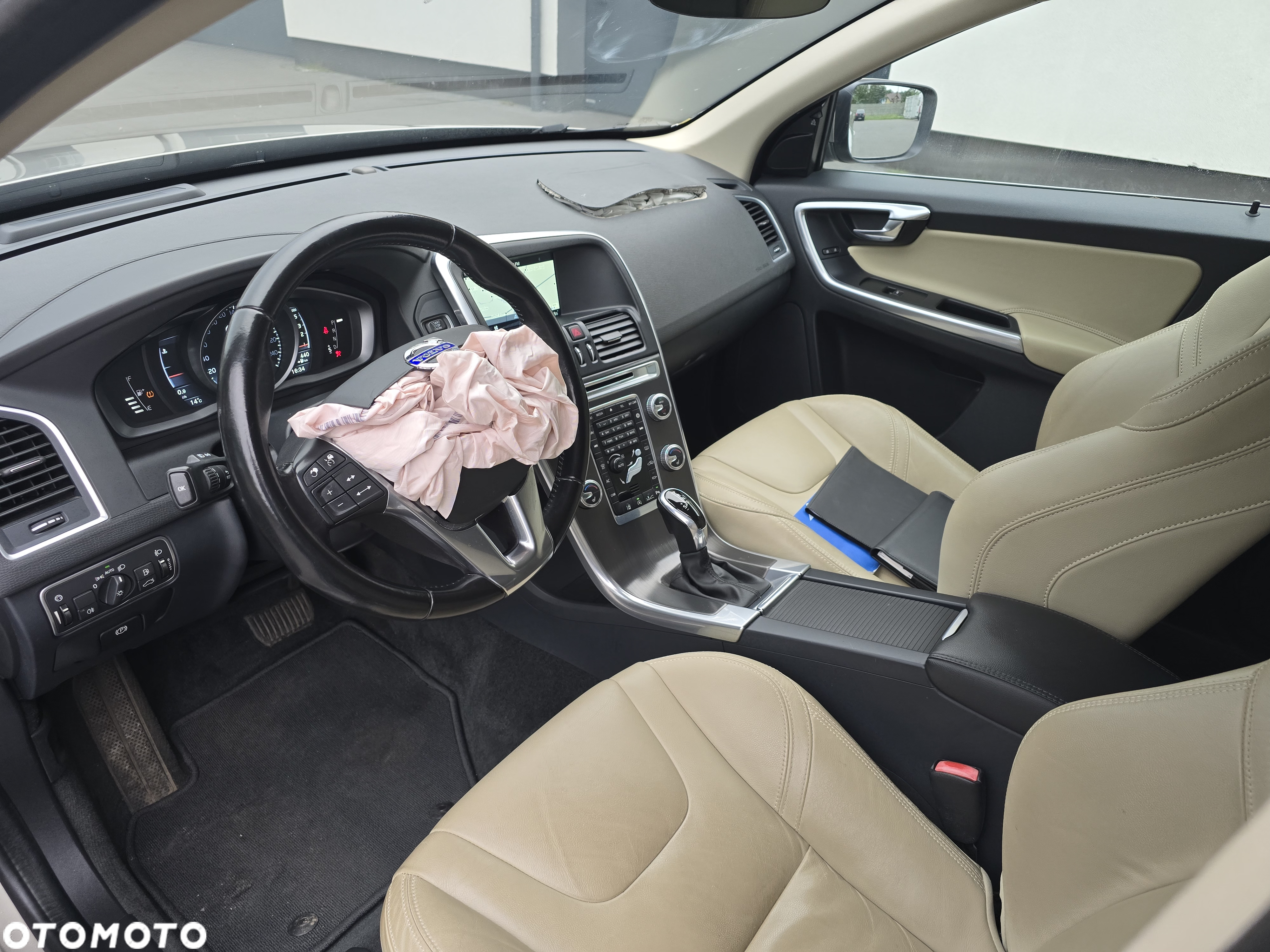 Volvo XC 60 D3 Geartronic Momentum - 35