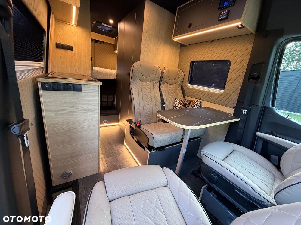 Mercedes-Benz SPRINTER - 7