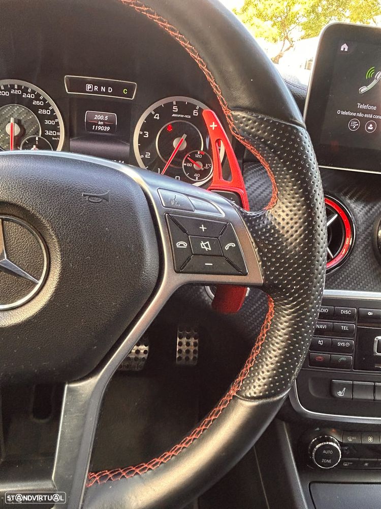 Mercedes-Benz A 45 AMG 4-Matic - 12