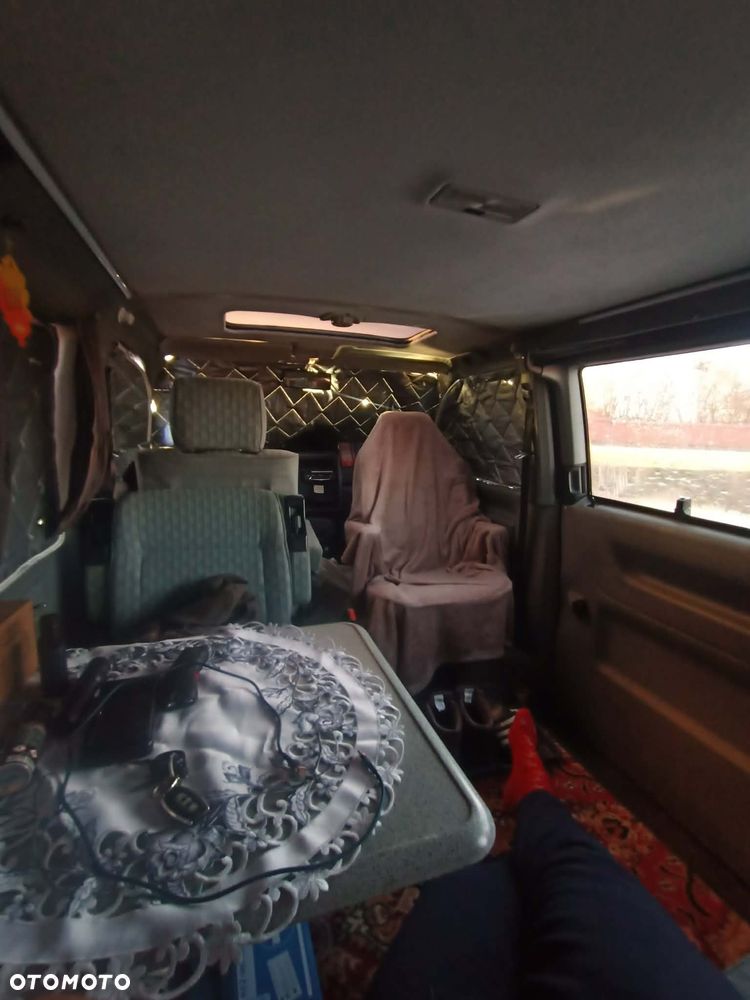 Volkswagen Multivan - 12