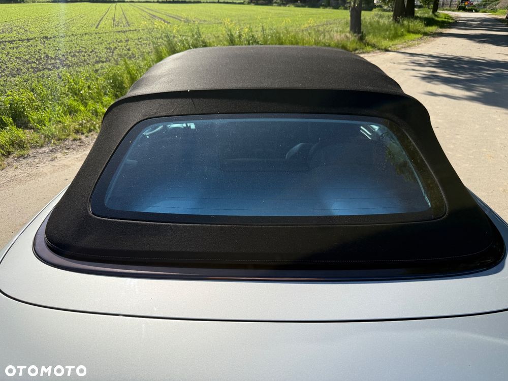 Mercedes-Benz CLK - 12