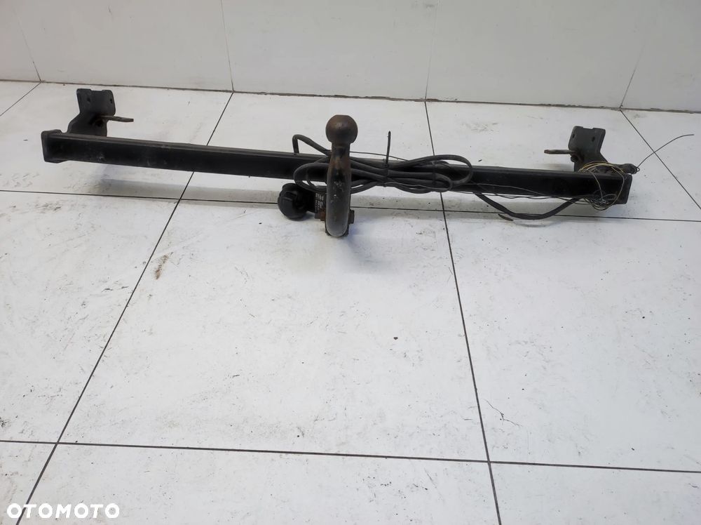 HAK HOLOWNICZY KIA CARENS IV 4 - 3