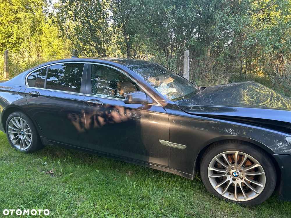 BMW Seria 7 740d - 3