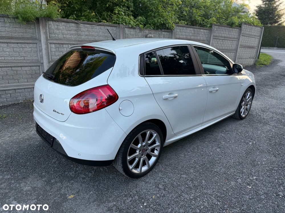 Fiat Bravo 1.4 16V Dynamic - 12