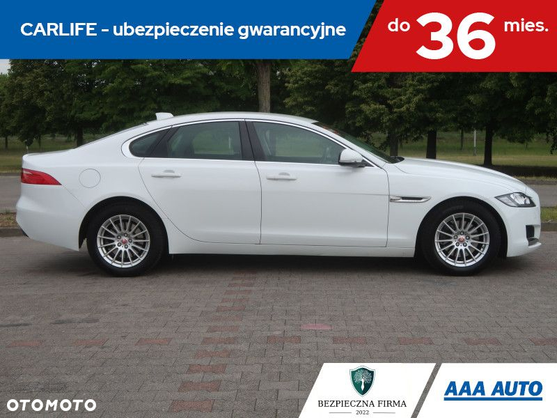 Jaguar XF - 7