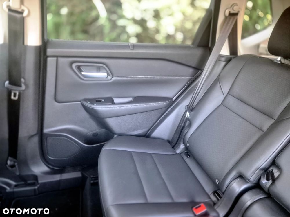 Nissan X-Trail 1.5 VC-T MHEV Tekna 2WD Xtronic - 17