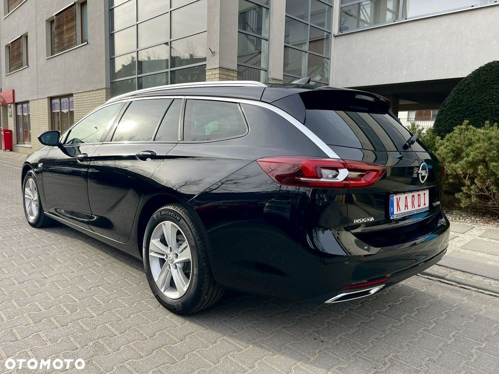 Opel Insignia - 10