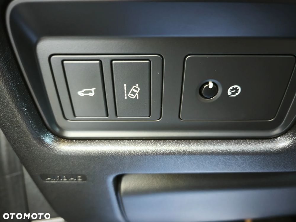 Land Rover Discovery Sport TD4 SkyView Edition - 22