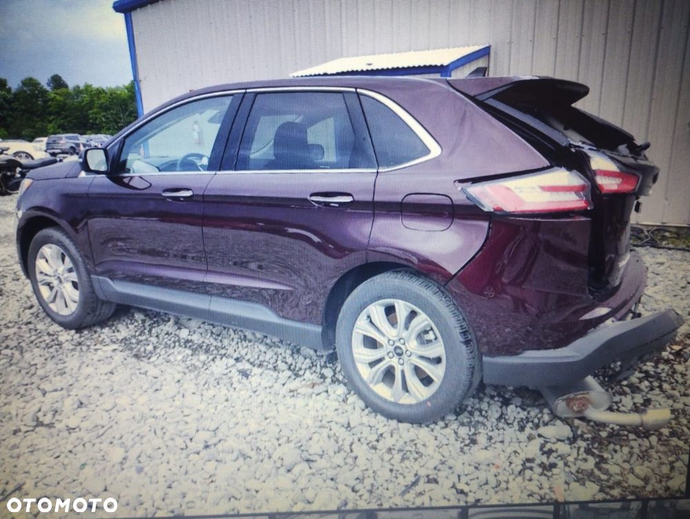 Ford Edge - 4