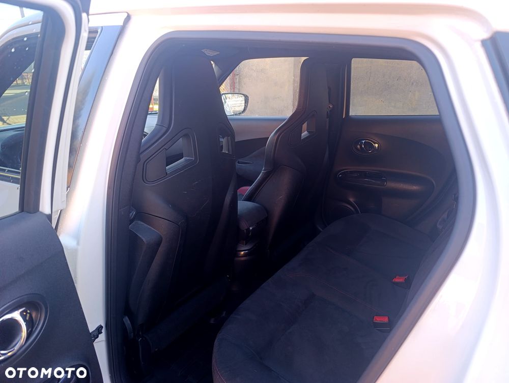 Nissan Juke 1.6 DIG-T ALL-MODE 4x4i Xtronic Nismo RS - 7