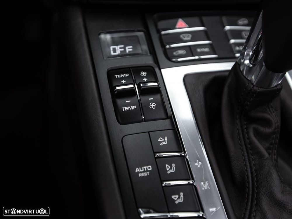 Porsche Macan S - 28