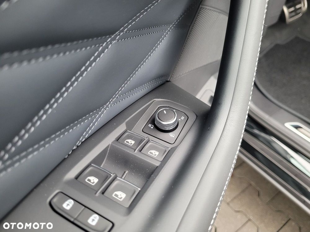 Volkswagen Touareg 3.0 V6 TDI SCR 4Mot R-Line - 9