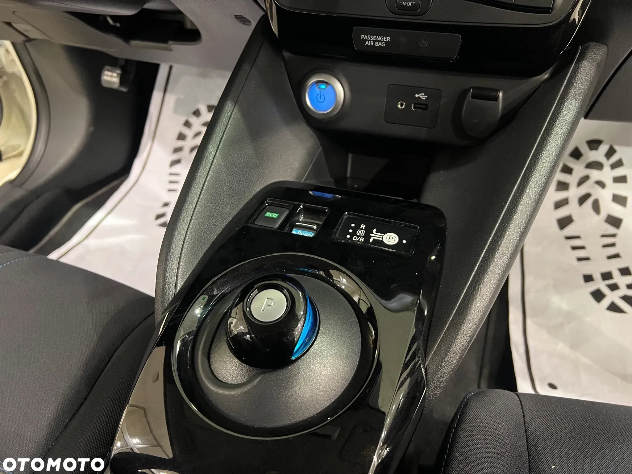 Nissan Leaf 40 kWh - 39