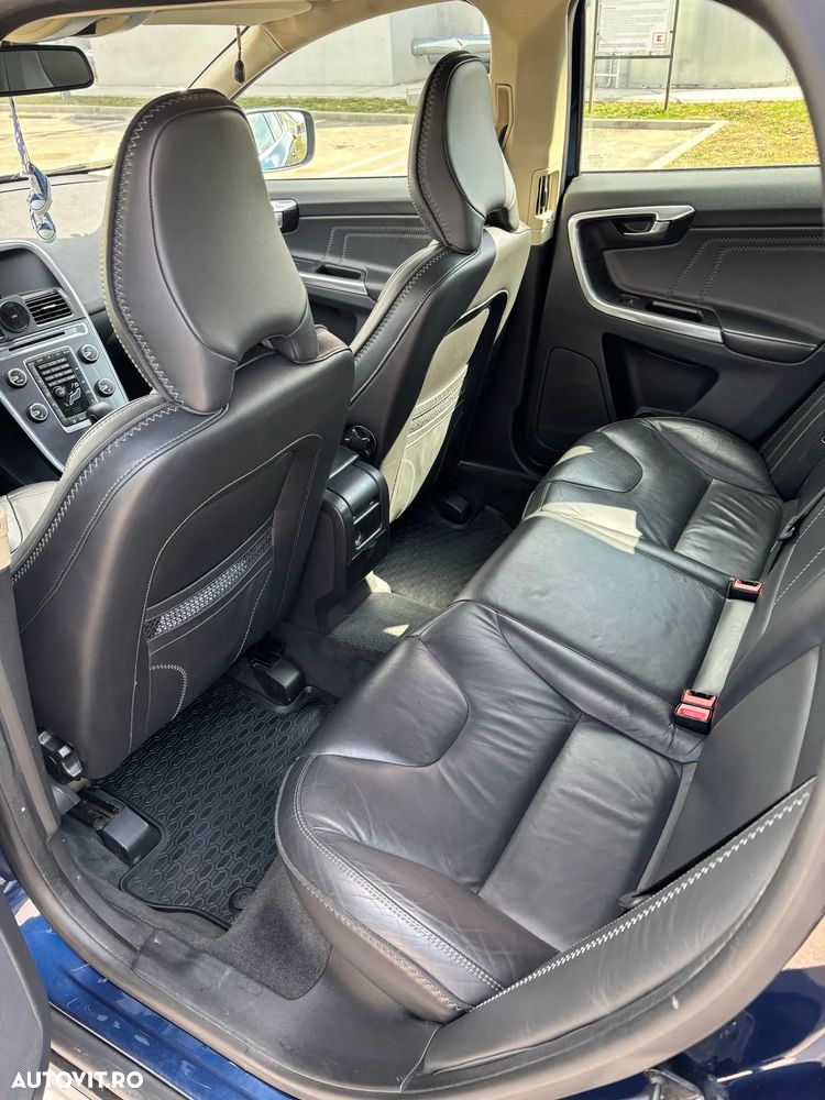 Volvo XC 60 D3 AWD Aut. Ocean Race - 5