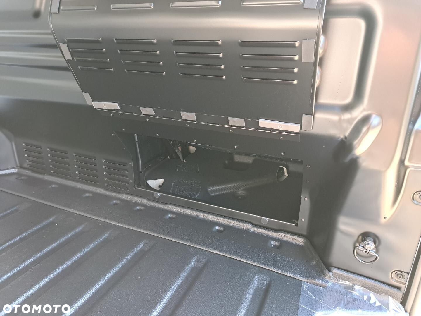 Volkswagen Transporter Furgon, 2,0TDI 150KM, 6-bieg.manualna, r.o :3500 mm - 18