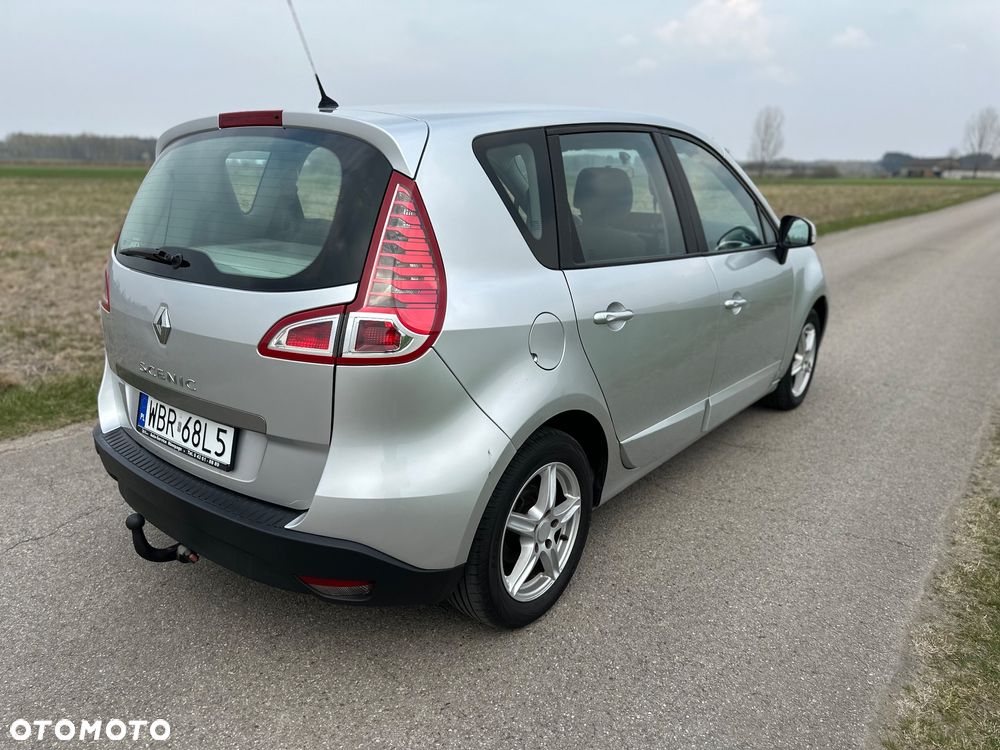 Renault Scenic 1.6 16V 110 Expression - 8