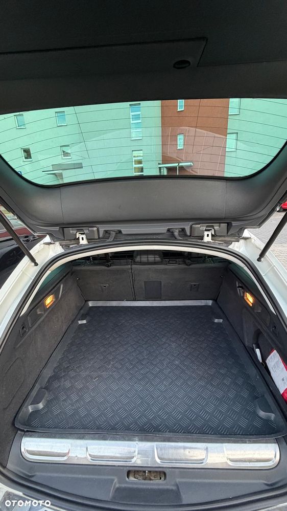 Peugeot 508 RXH 2.0 HDi HYbrid4 - 12