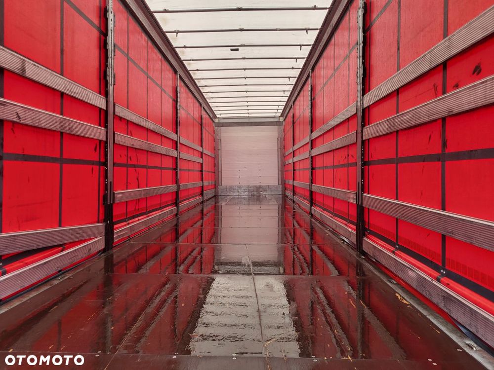 Schmitz Cargobull Mega Varios; oś podnoszona; system BDE - 13