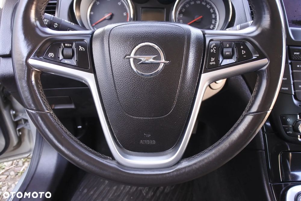 Opel Insignia 2.0 CDTI ecoFLEX Start/Stop Innovation - 16