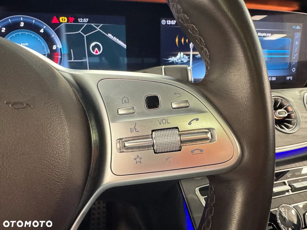 Mercedes-Benz CLS - 21