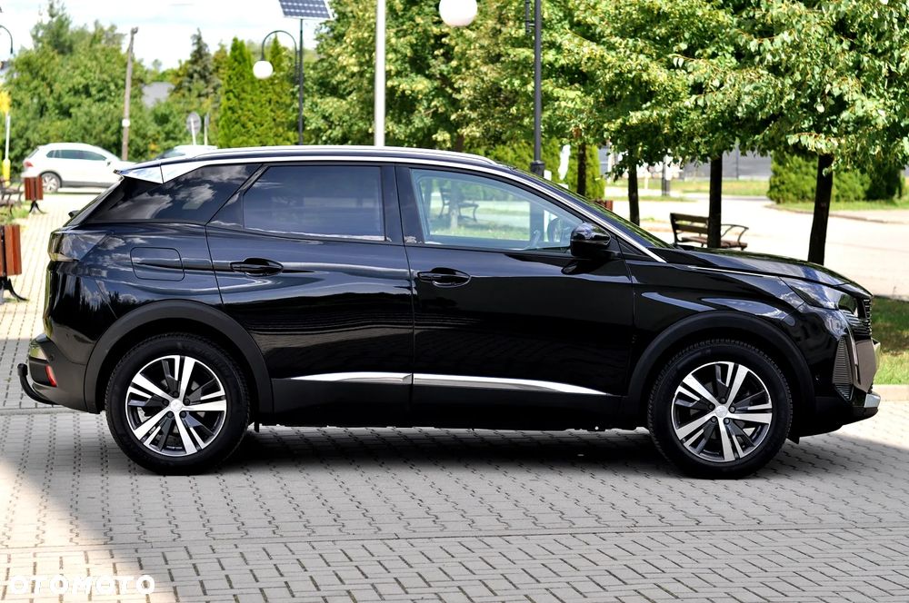 Peugeot 3008 BlueHDi 130 Stop & Start EAT8 Allure - 4