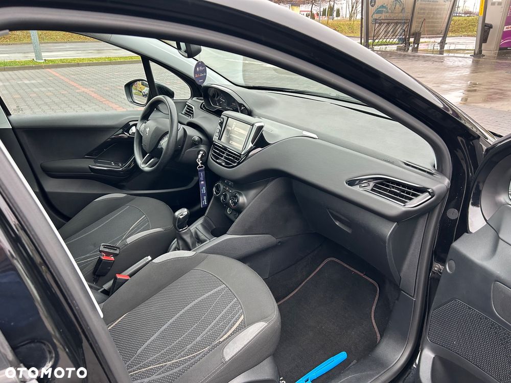 Peugeot 208 1.6 e-HDi Active STT - 9