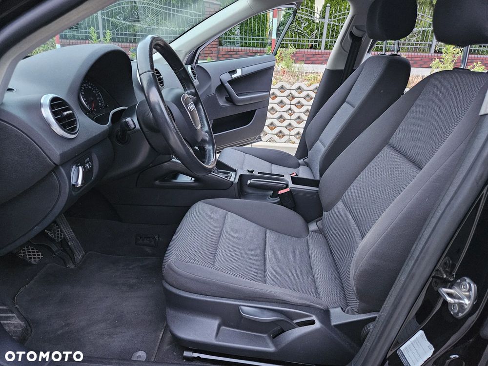 Audi A3 Sportback - 14