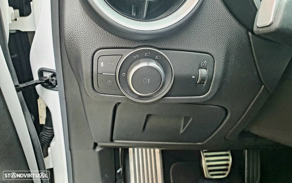 Alfa Romeo Stelvio 2.2 D B-Tech AT8 - 12