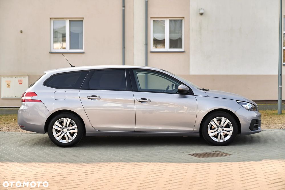 Peugeot 308 - 5