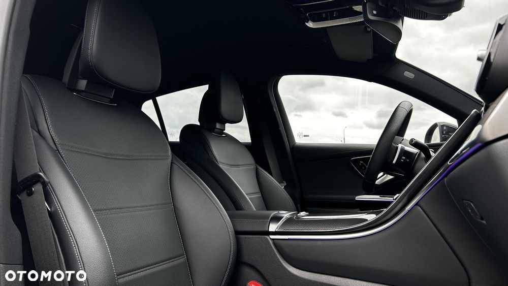 Mercedes-Benz GLC 200 mHEV 4-Matic AMG Line - 26