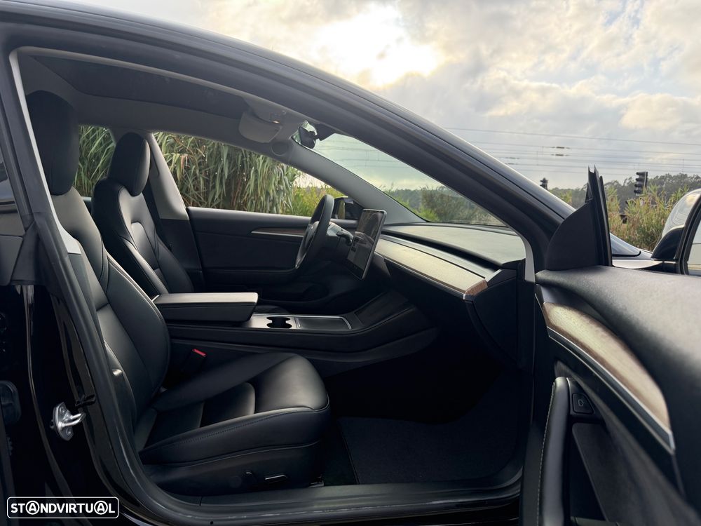 Tesla Model 3 Tração Traseira - 4