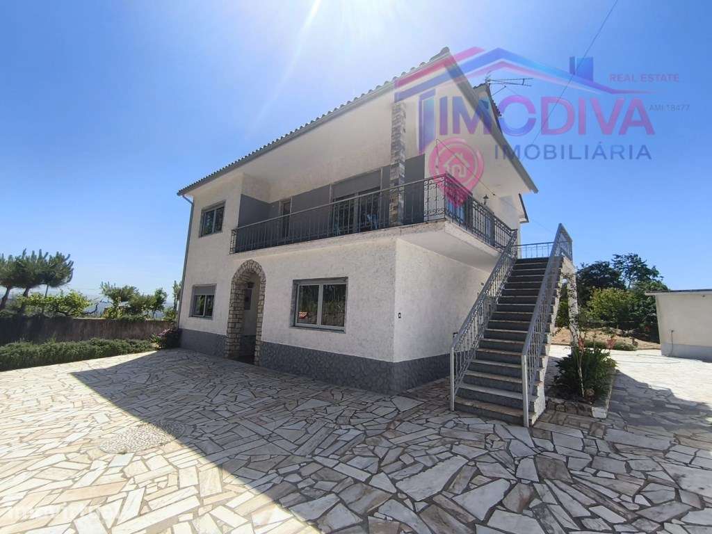 Moradia T3 com garagem e Terreno com 1850 m2 em Arega, Figueiró dos... - Grande imagem: 2/60