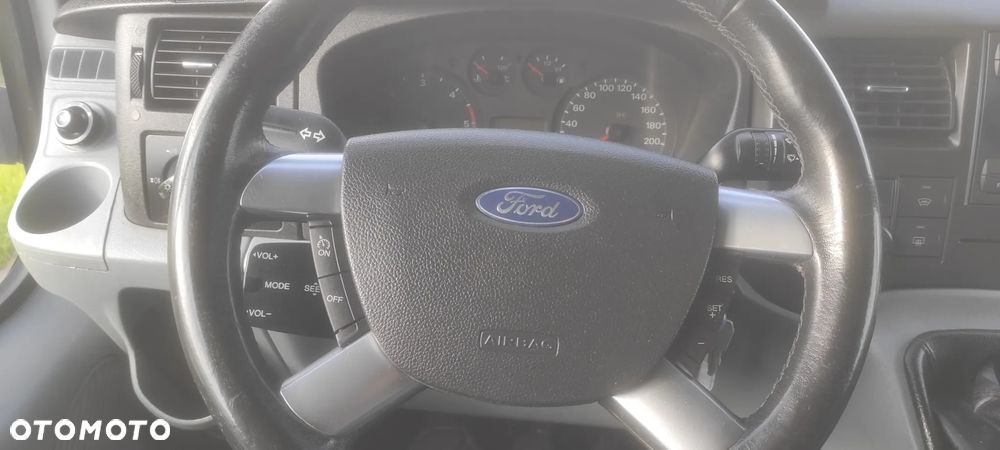 Ford TRANSIT NAPEND 4X4 POLSKI SALON 1 WŁASCICIEL BEZWYPADKOWY MAŁY PRZEBIEG - 11