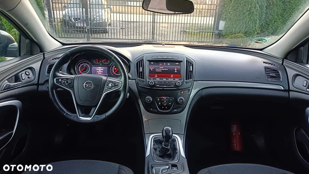 Opel Insignia - 16