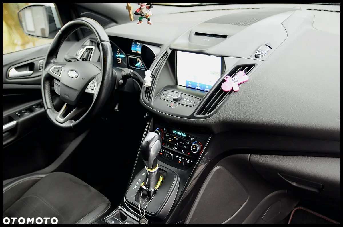 Ford Kuga 2.0 TDCi 4WD Titanium - 28