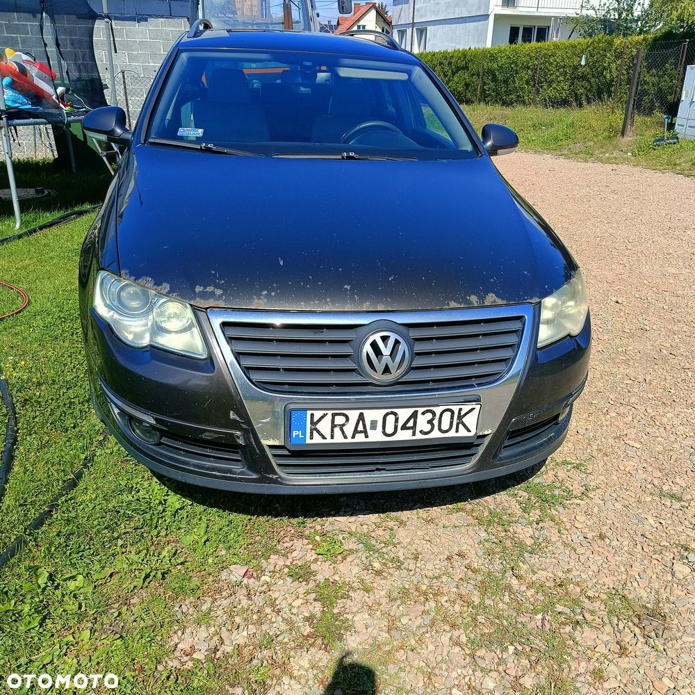 Volkswagen Passat - 2