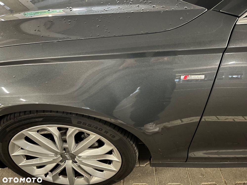 Audi A6 - 4