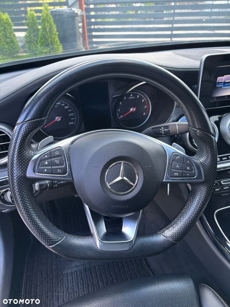 Mercedes-Benz Klasa C 200 7G-TRONIC AMG Line - 32