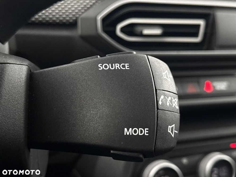 Dacia Jogger 1.0 TCe Extreme 7os - 28