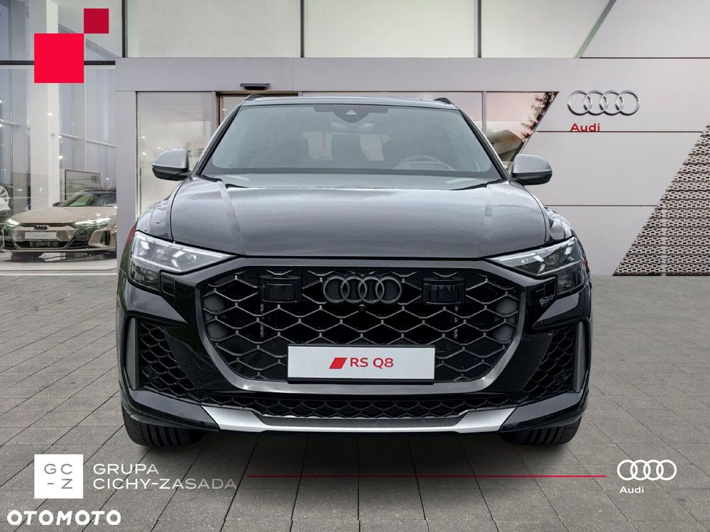 Audi RS Q8 - 8
