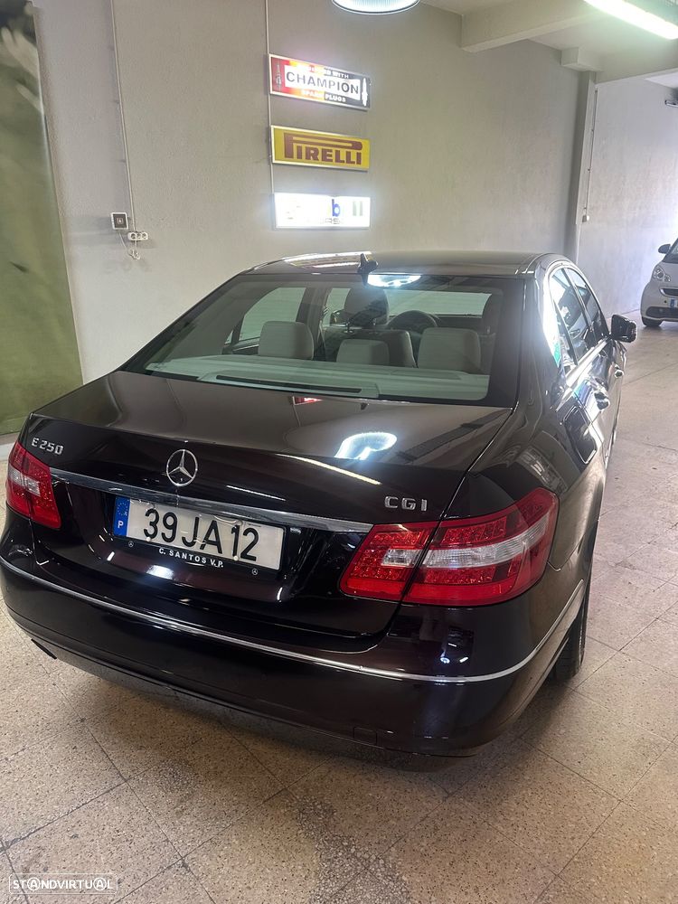 Mercedes-Benz E 250 - 5