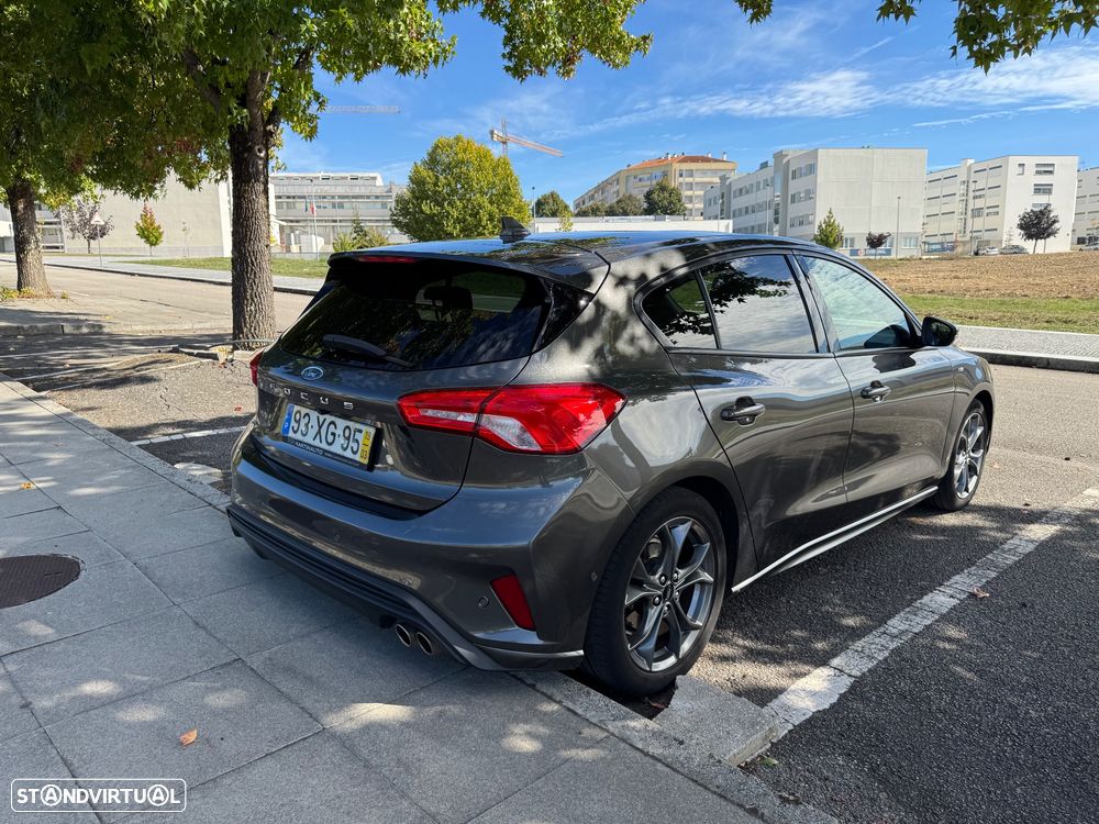 Ford Focus - 21