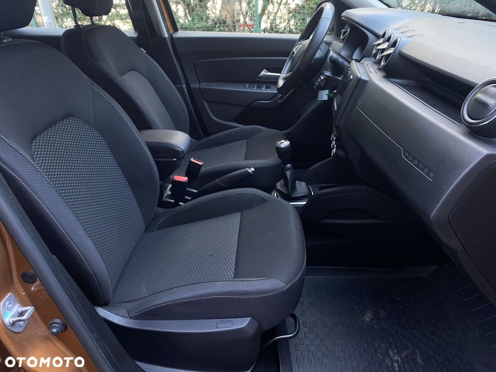 Dacia Duster 1.6 SCe Comfort - 26