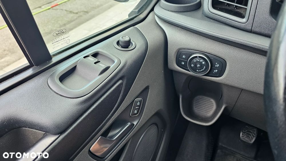 Ford Transit Custom - 12