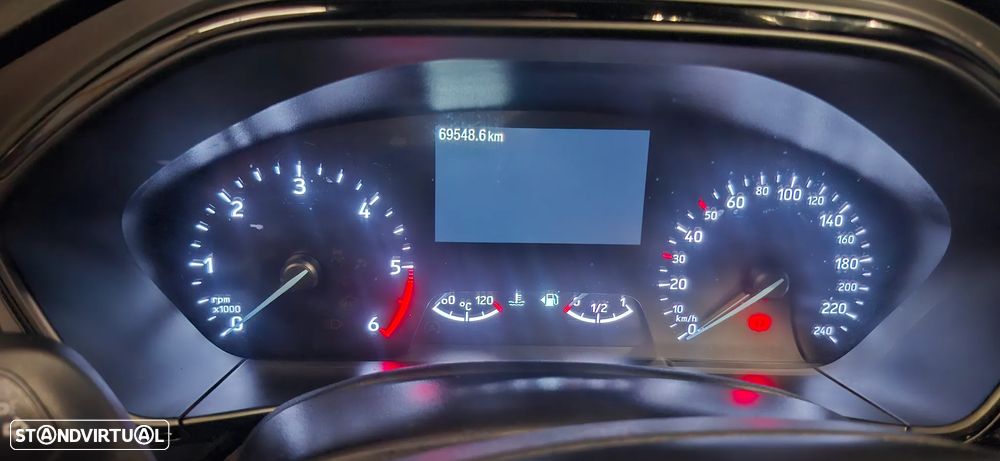 Ford Focus 1.5 TDCi ECOBlue ST-Line - 15